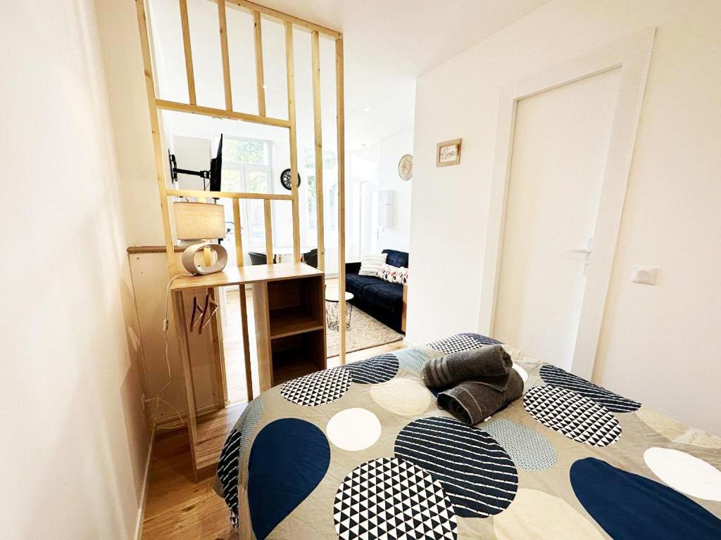Lerelaisdodileqsl - Cambrai - Hyper Centre - Free Wifi - Ideal Couple & Famille Exteriör bild
