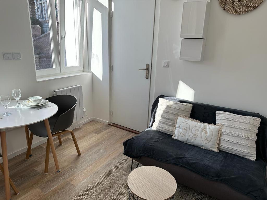 Lerelaisdodileqsl - Cambrai - Hyper Centre - Free Wifi - Ideal Couple & Famille Exteriör bild