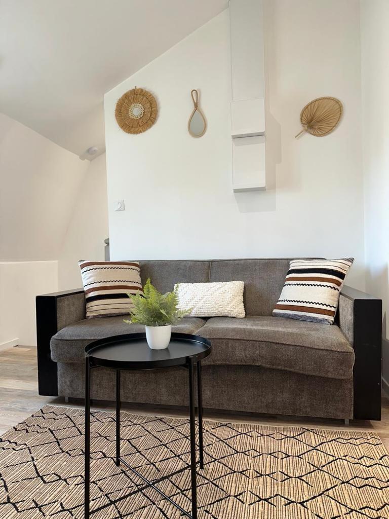 Lerelaisdodileqsl - Cambrai - Hyper Centre - Free Wifi - Ideal Couple & Famille Exteriör bild